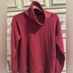 Lands’ End Women’s Maroon Waffle Knit Turtleneck Top Size Small
